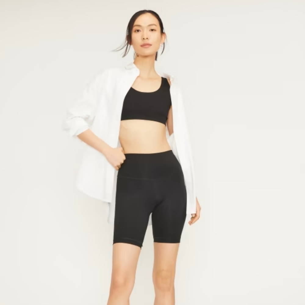 Everlane The Perform Bike Short Black Sz S NWT